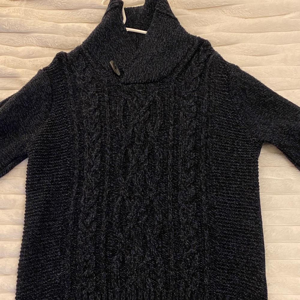Men's Black Cable Knit Crewneck Sweater